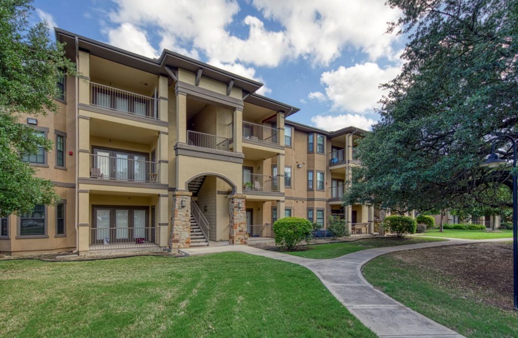 Palomino Apartments Premier Corporate Housing