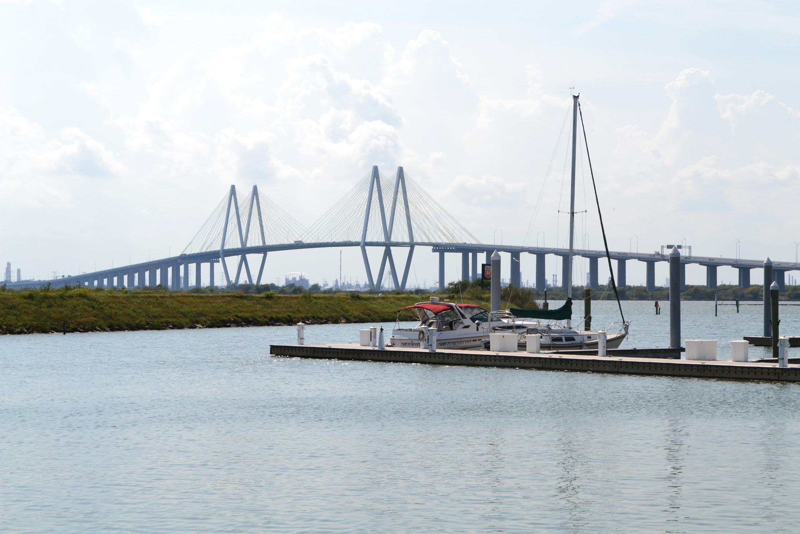 Fred Hartman Bridge