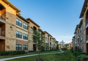 Sorrel_Phillips_Creek-exterior